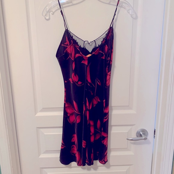 VS matching slip and robe - Picture 2 of 9